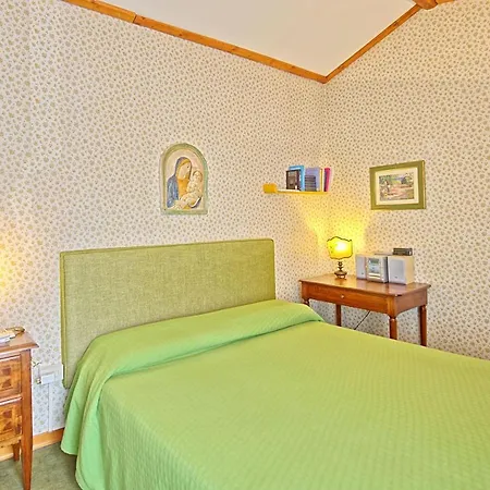 Sleeps 10 Pool Air Con Wifi וילה