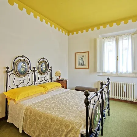 Sleeps 10 Pool Air Con Wifi וילה Casamaggiore