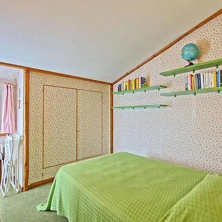 וילה Sleeps 10 Pool Air Con Wifi Casamaggiore