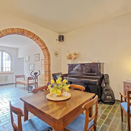 וילה Sleeps 10 Pool Air Con Wifi Casamaggiore